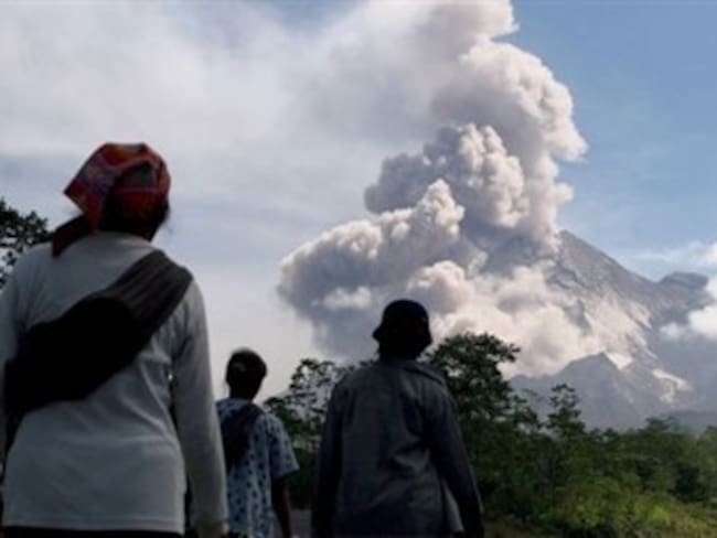 Alerta roja por nueva erupción del volcán Galeras