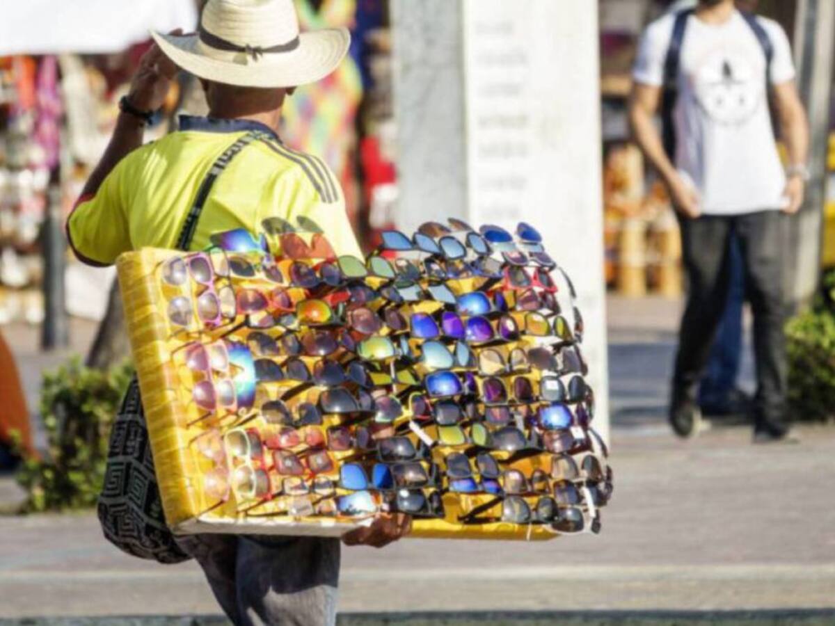 Vendedores informales dicen que han dejado de percibir $ 15.000 millones