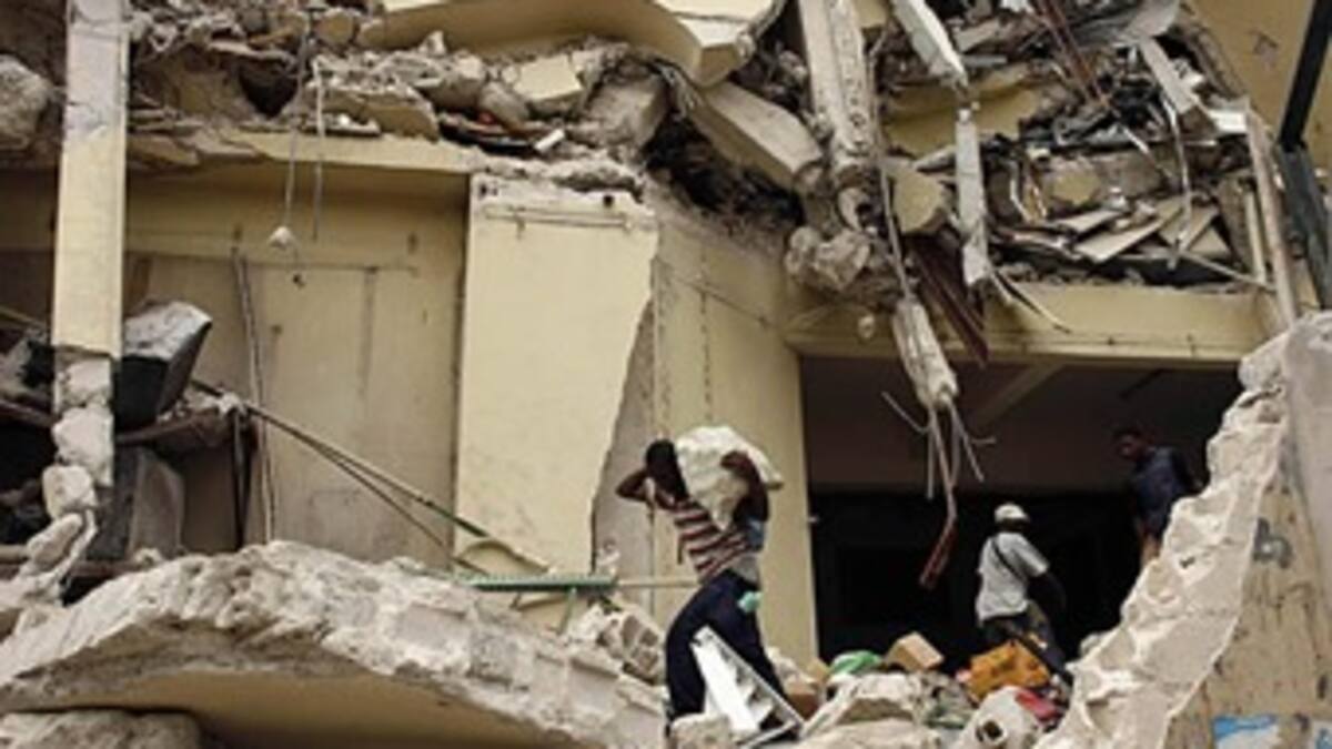 Se agota tiempo para rescatar con vida a las víctimas de la tragedia en Haití