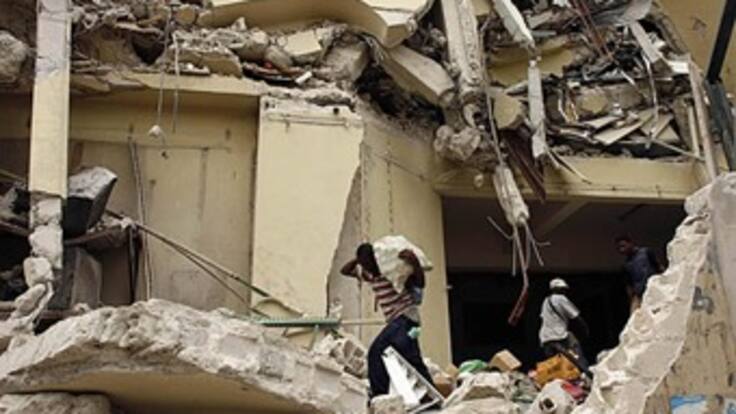 Se agota tiempo para rescatar con vida a las víctimas de la tragedia en Haití