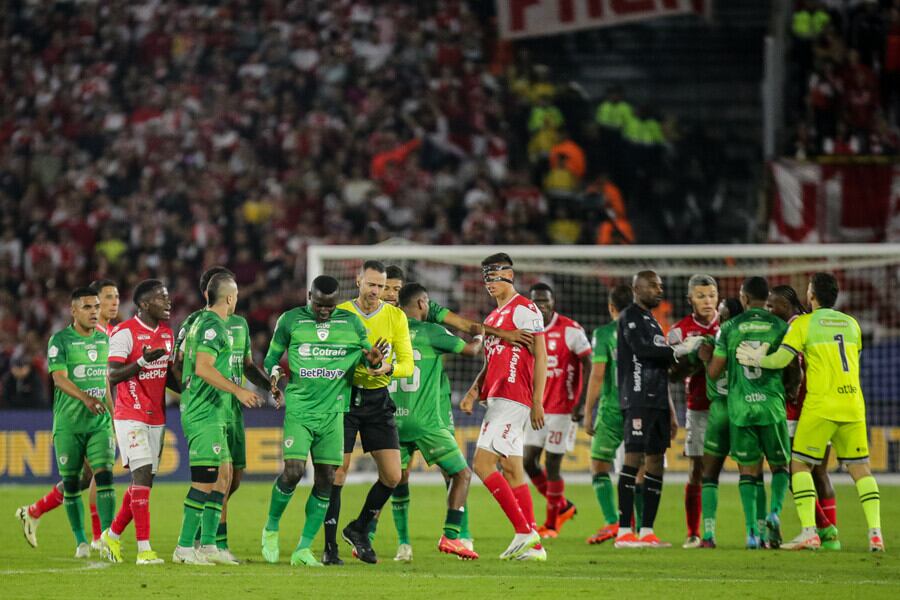 Duelo de Liga entre Independiente Santa Fe y La Equidad / Colprensa