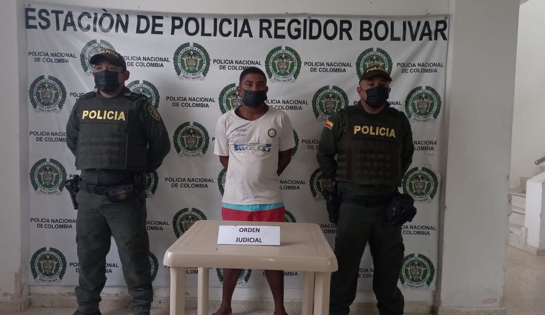 Entre las detenciones se resalta las capturas de tres personas por orden judicial por el delito de homicidio