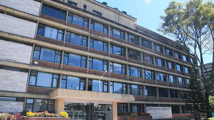 El gobierno eliminará ocho Altas Consejerías con el propósito de ahorrar recursos