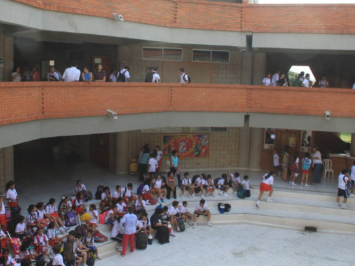 Procuraduría investiga docente por presunto acoso sexual a estudiantes