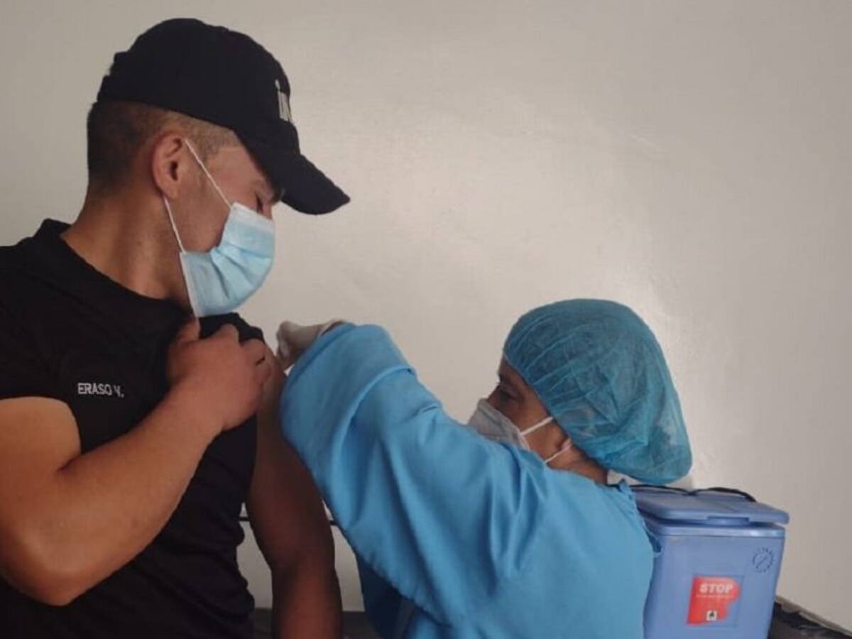 75% de internos y funcionarios de Inpec han sido vacunados contra COVID