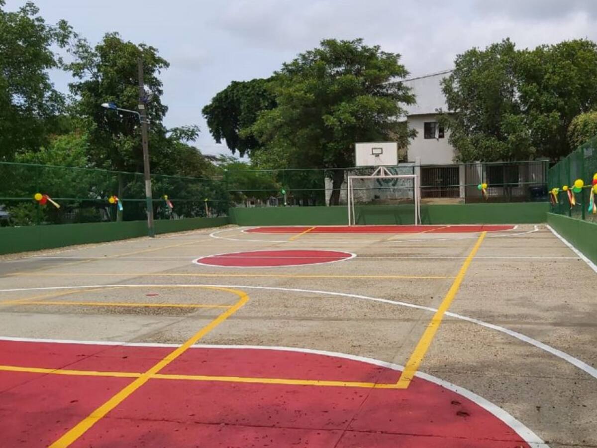 El Socorro y Santa Clara ya cuentan con canchas remodeladas