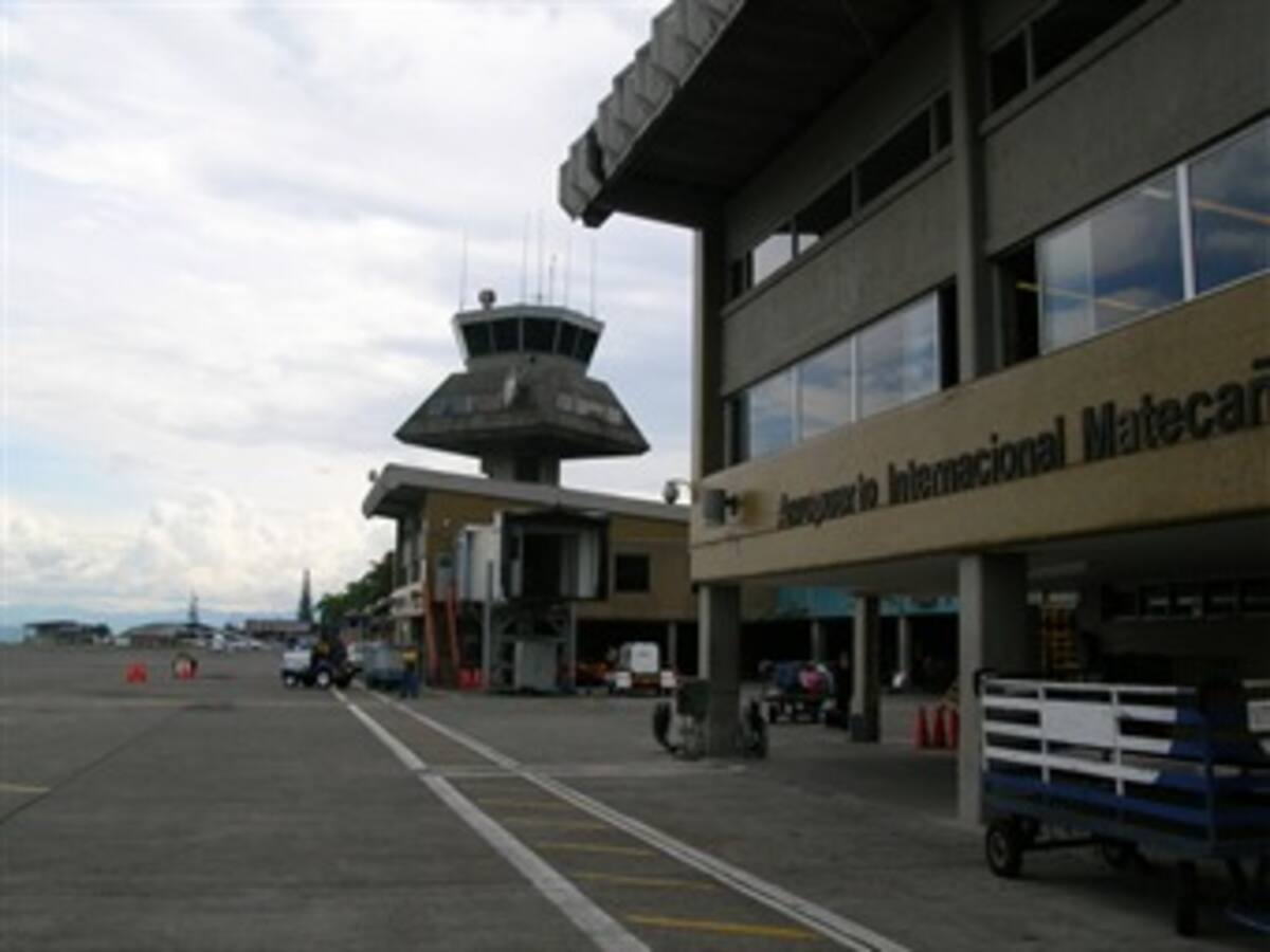 Mantienen proceso para adecuar pista del aeropuerto de Pereira