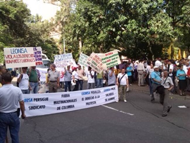 Retienen a cuatro policías durante manifestaciones en el Meta