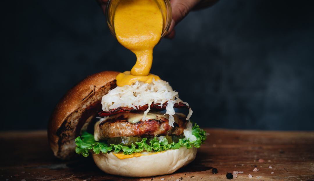 ¿Quién es responsable por la basura del Burger master en las calles? 