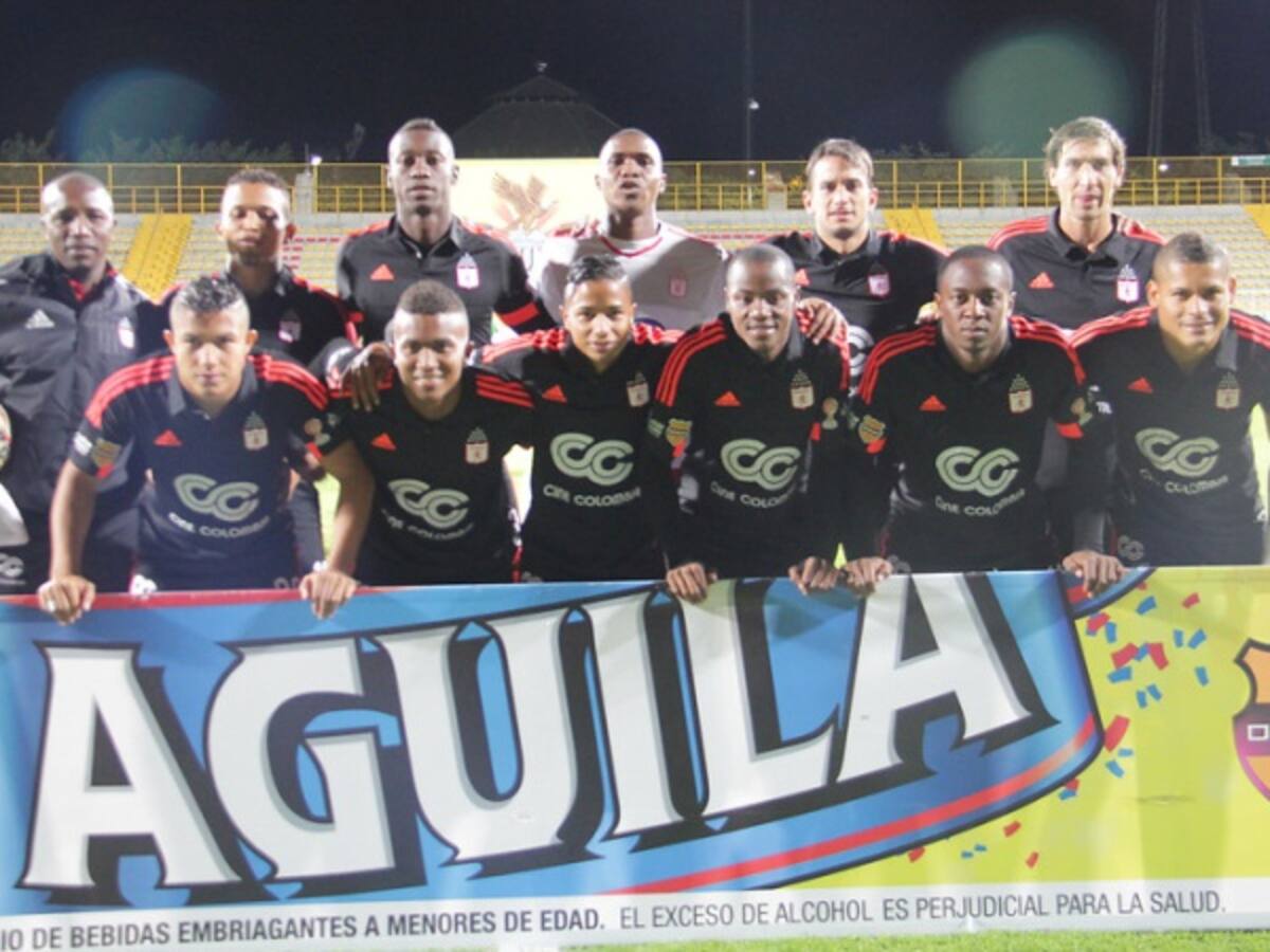 Espero con mis goles darle el ascenso al América en 2016: Joao Hinestroza