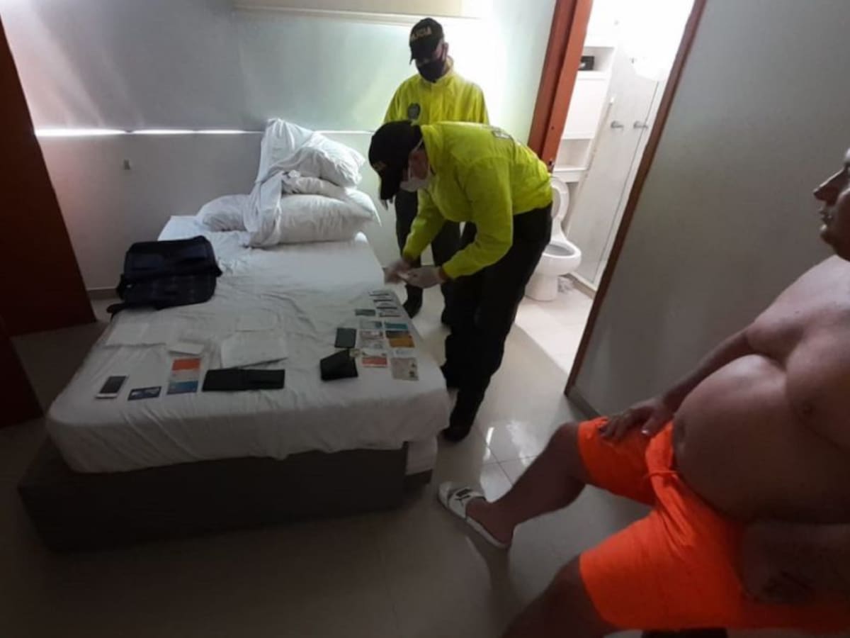 Dos rumanos y un colombiano clonaban tarjetas débito y crédito en Cartagena