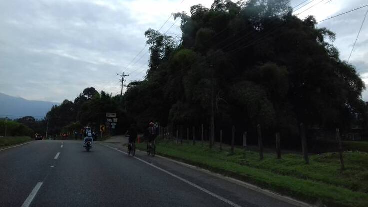 Inversiones en autopistas del café por excedentes se definirían en 15 días