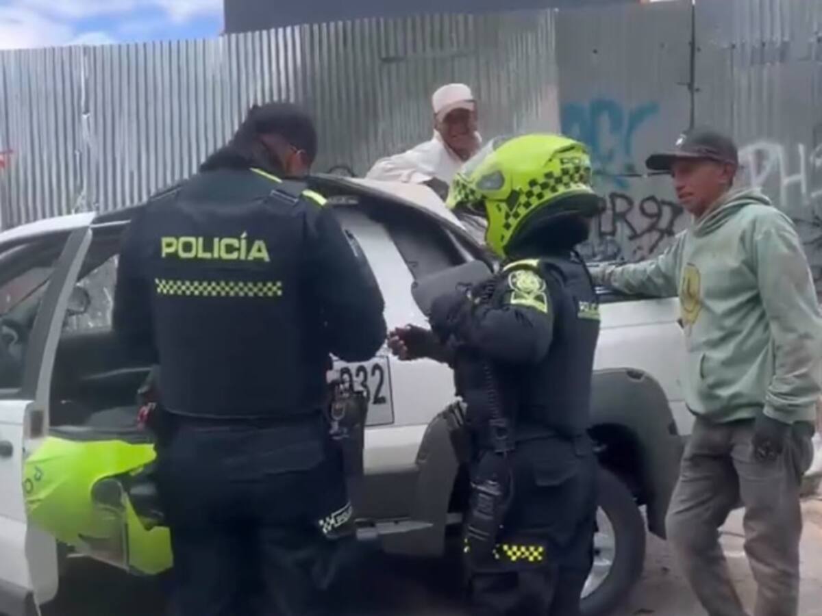 Imponen millonaria multa a ciudadano por arrojar escombros en el norte de Bogotá: quedó grabado