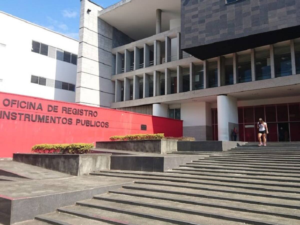 En Cali,empleados de Notariado y Registro se mantienen en cese de actividad
