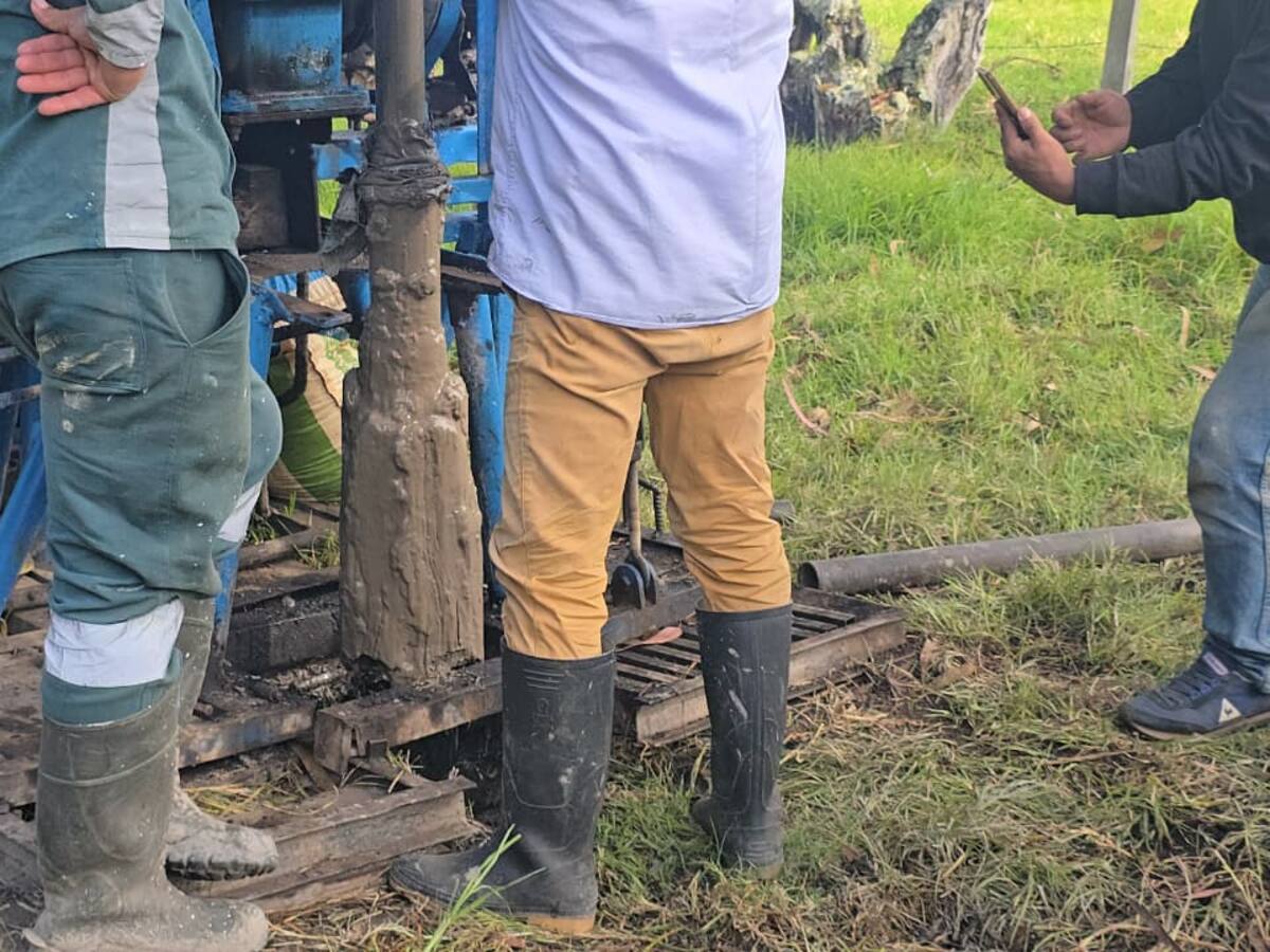CAR suspende perforación de pozo de aguas subterráneas sin permisos en Saboyá