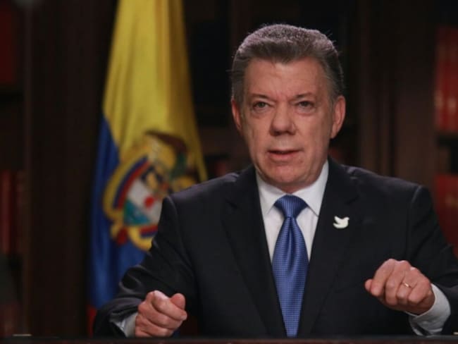 Santos pide a promotores del No, no presentar propuestas imposibles ni dilatar los diálogos