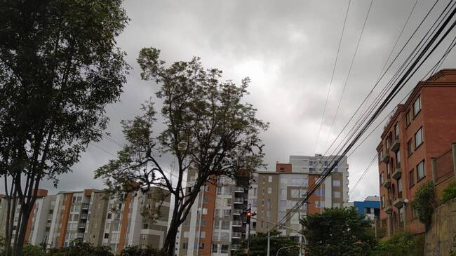 Cielo nublado en el sector norte de Armenia