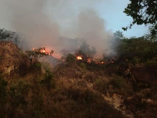 El Tolima sigue ardiendo en llamas