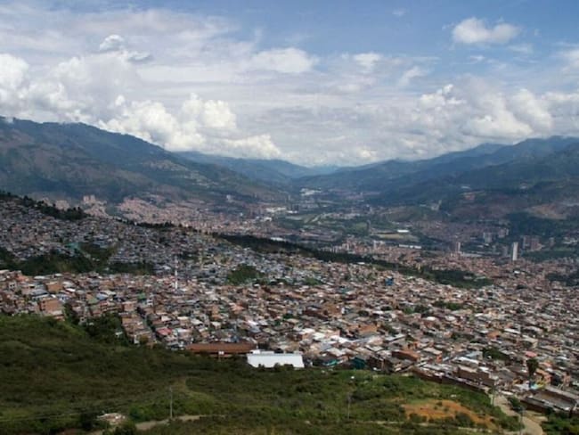 Alcalde electo pidió suspender la actualización catastral en Medellín