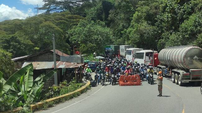 Vía Ibagué - Cajamarca