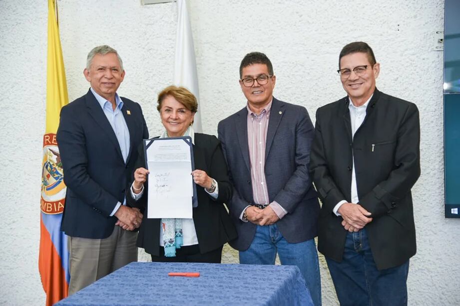Cuatro universidades firman alianza para un país en paz