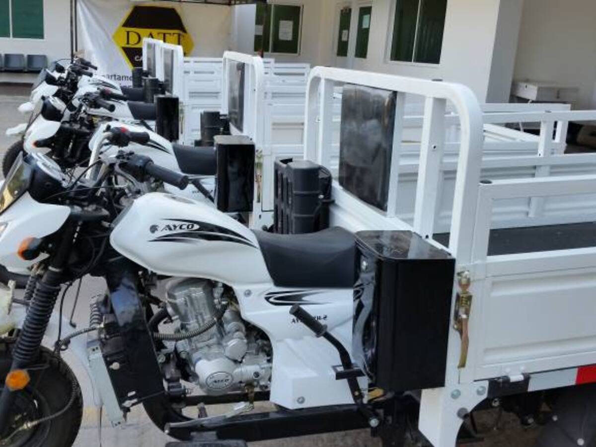 En Cartagena sustituyen vehículos de tracción animal por motocarros