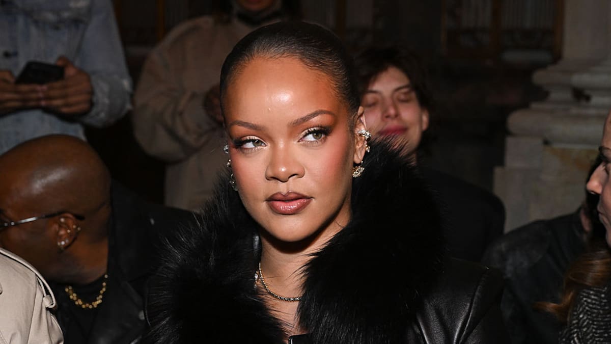 Mujer es arrestada tras presuntamente disparar varias veces contra la casa de la cantante Rihanna