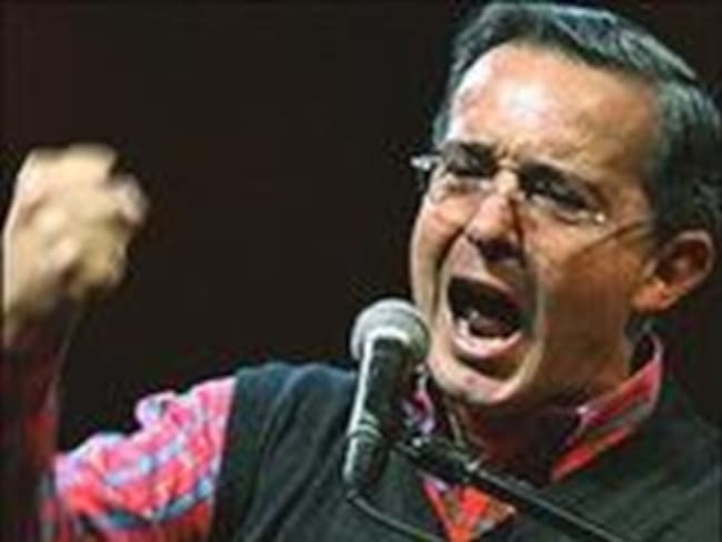 Uribe regañó públicamente y en repetidas ocasiones al Minprotección