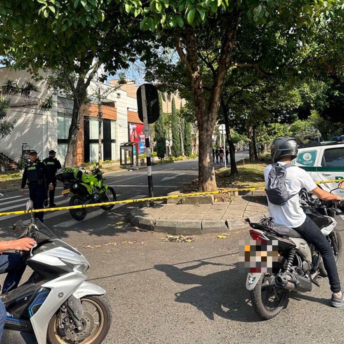 Una mujer abandonó una maleta y generó un despliegue de antiexplosivos en Medellín