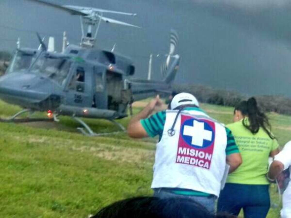 Pese a mal tiempo evacuan en helicóptero a niño desnutrido desde la Alta Guajira