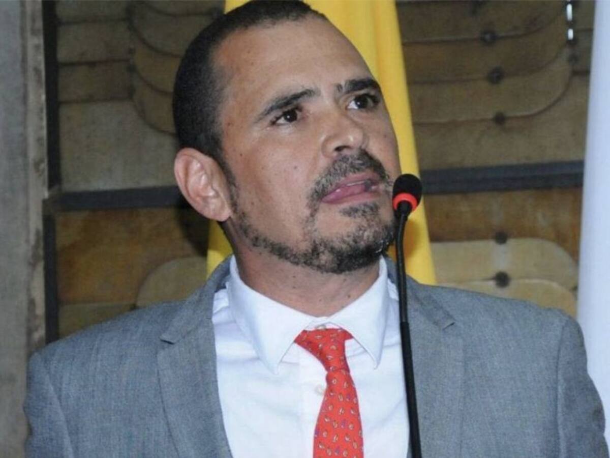 Procuraduría deja en firme sanción a excontralor de Antioquia, Sergio Zuluaga