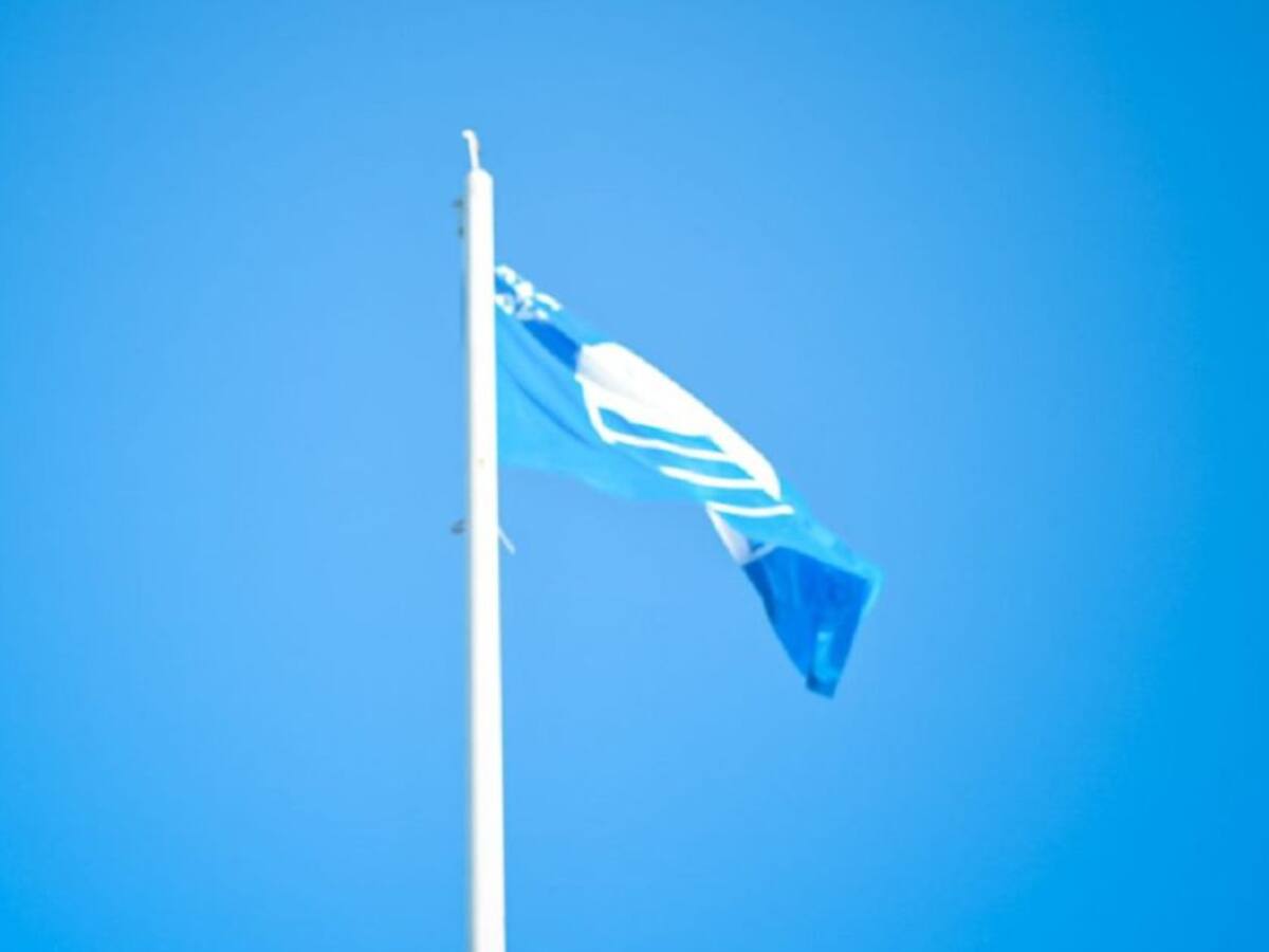 La bandera Blue Flag ya ondea en Playa Azul La Boquilla en Cartagena