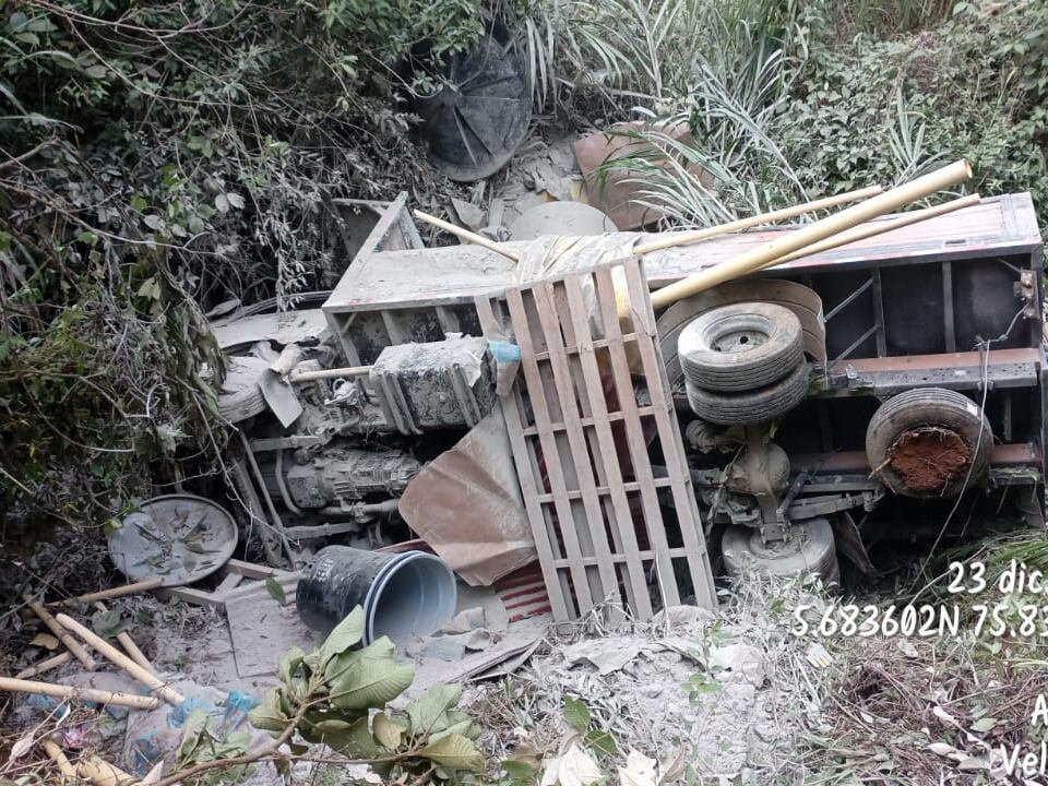 Accidente de tránsito en Andes- foto bomberos