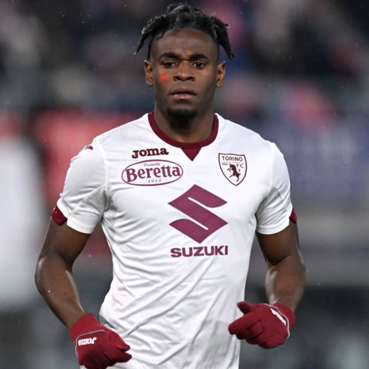 Técnico del Torino sobre Duván Zapata: “Esta fue su primera actuación negativa”