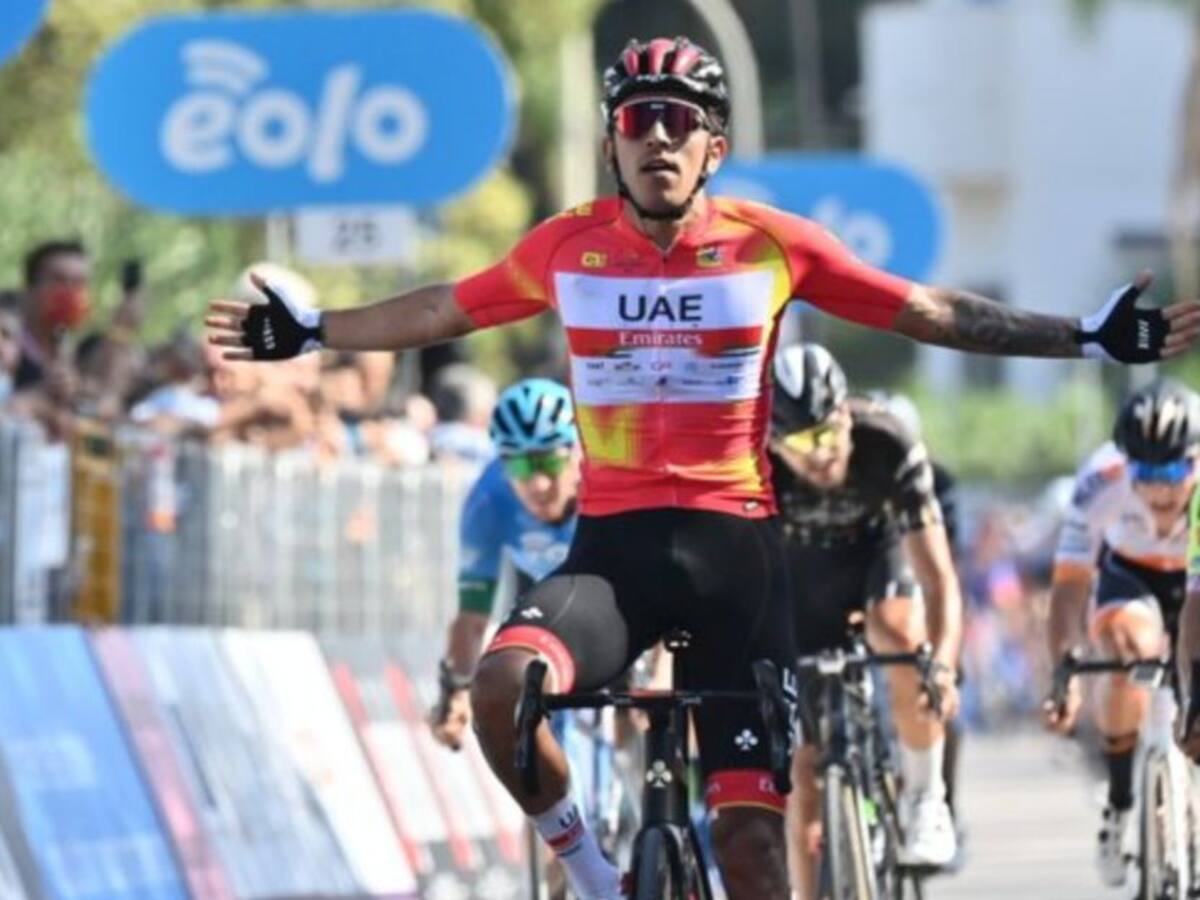 ¡Gigante, Molano! El colombiano gana otra etapa en Sicilia y continúa líder