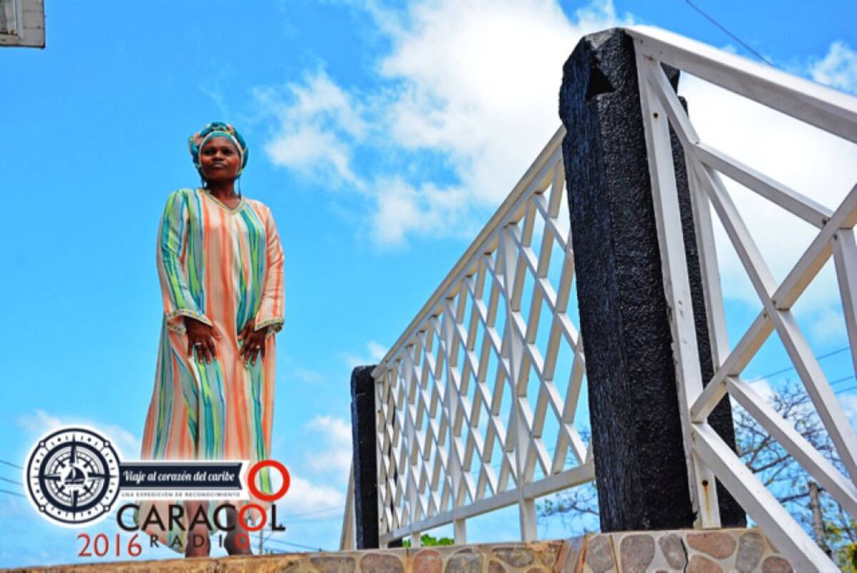 Caracol Radio con los habitantes del departamento insular del país. 