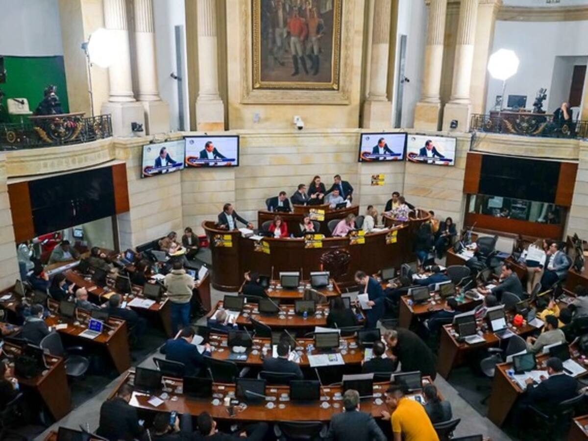 Enfrentamiento de MinInterior con Cambio Radical provocó suspensión del debate de cannabis