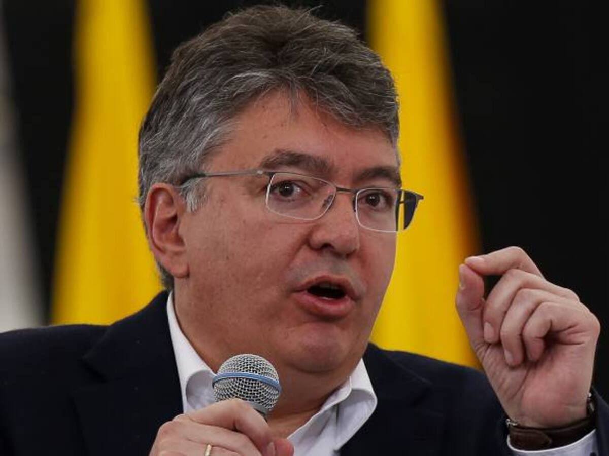 MinHacienda niega injerencia del senador Antonio Guerra en caso Odebrect