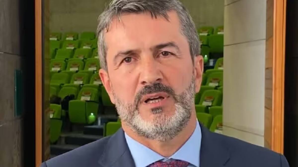 Se va de la gerencia de la CHEC Santiago Villegas Yepes