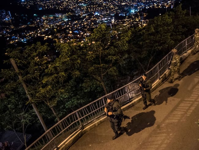 Grupos ilegales en Cauca pelean por el control del narcotráfico: Ejército