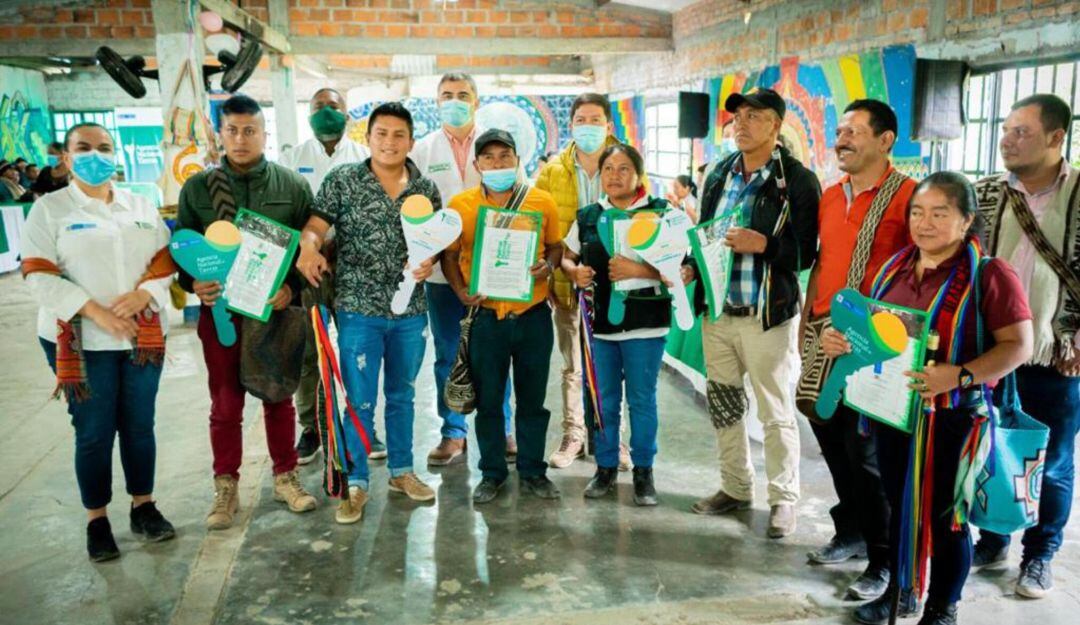 Con estos procedimientos se busca garantizar a los pueblos el ejercicio del derecho a la propiedad colectiva", comentó la directora de la Agencia Nacional de Tierras