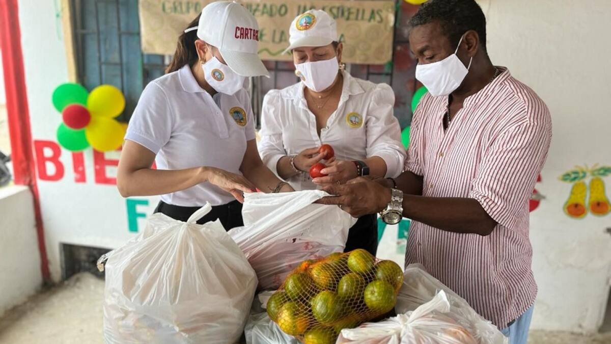 112 Grupos Organizados recibieron dotación alimentaria en Cartagena