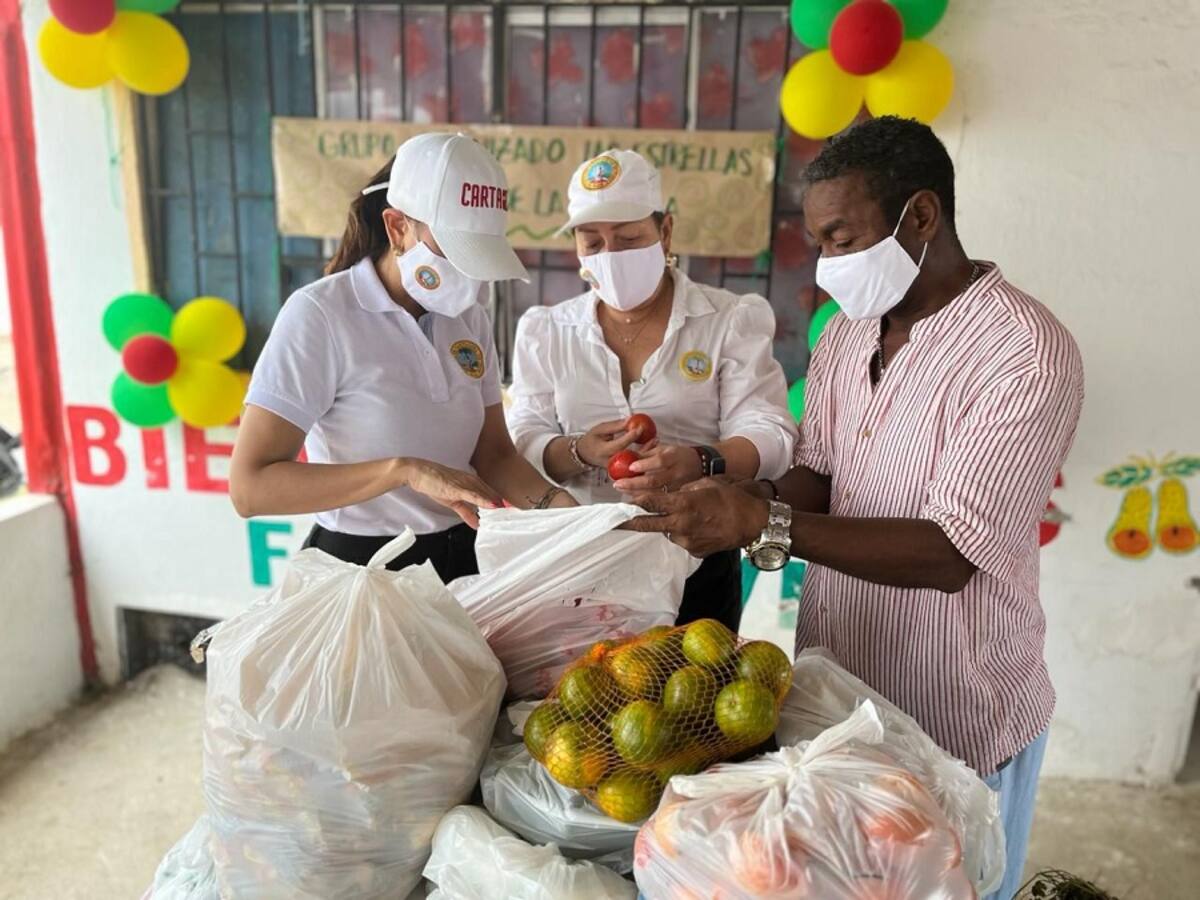 112 Grupos Organizados recibieron dotación alimentaria en Cartagena