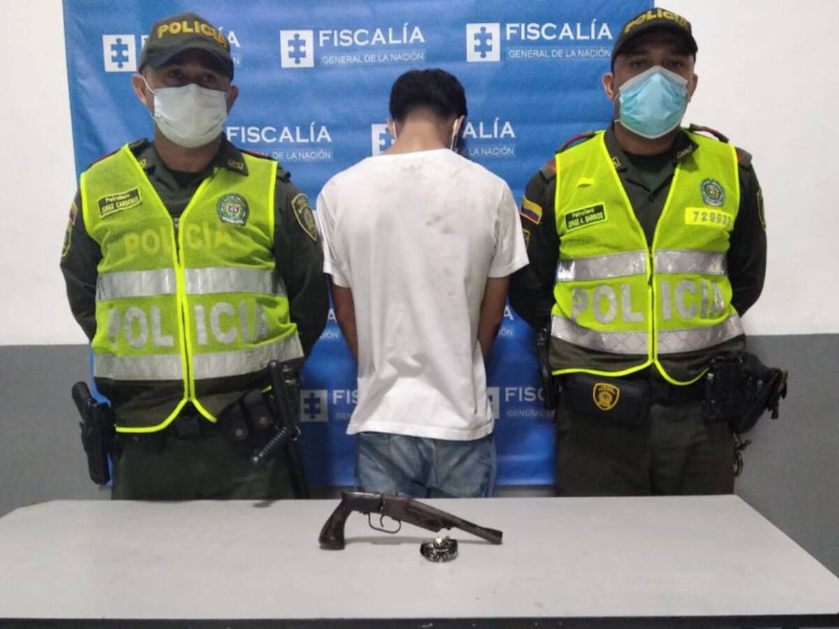 Dos capturados por hurto de camioneta y relojes en Barranquilla