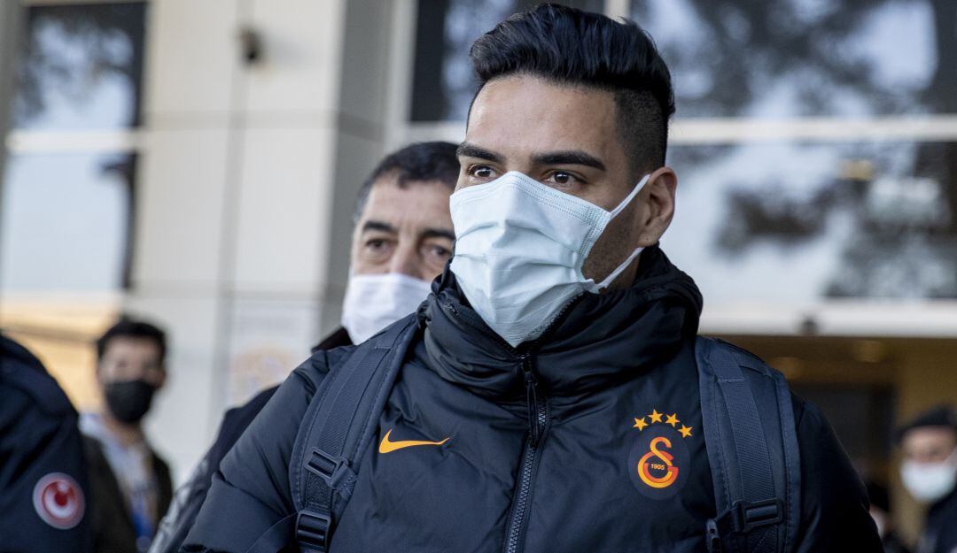 Falcao no pudo comenzar la pretemporada con sus compañeros del Galatasaray.