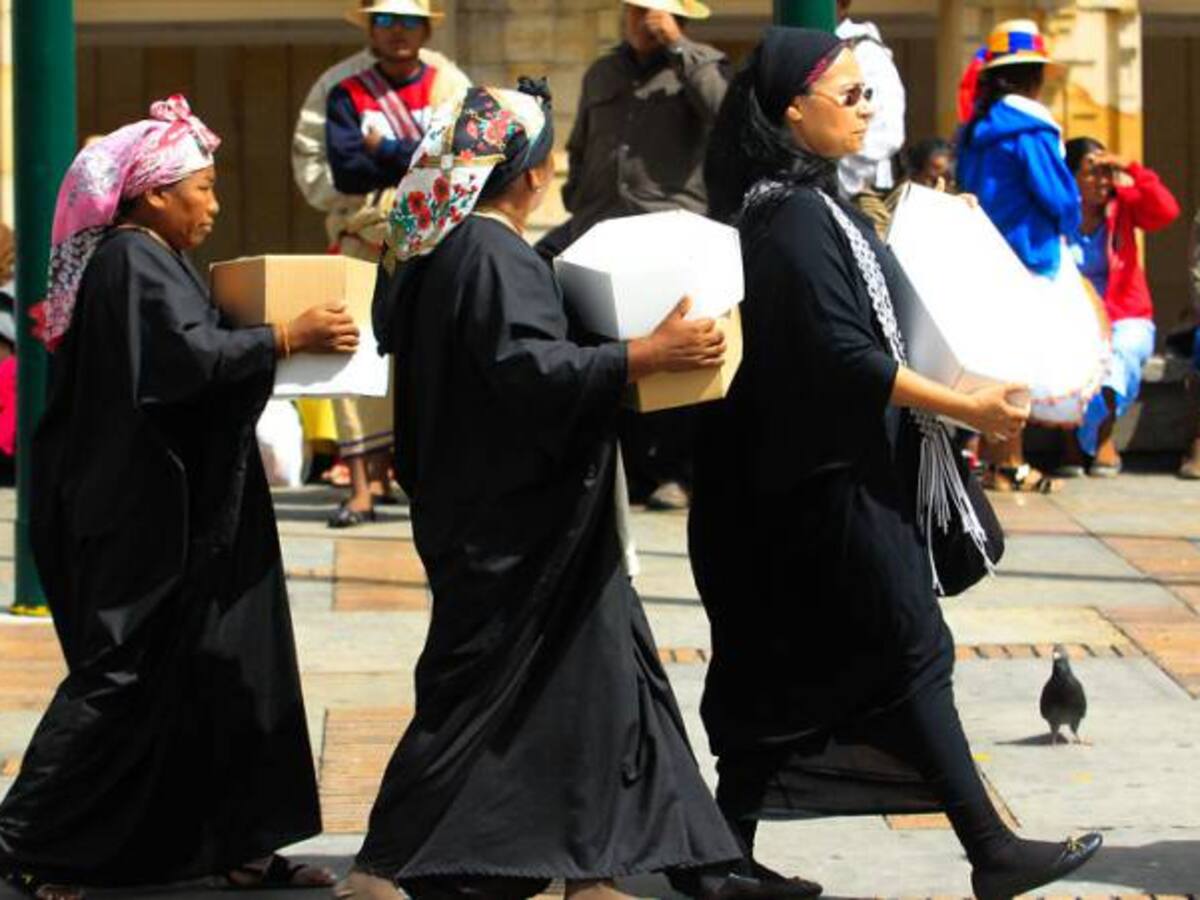 Indígenas Wayuú protestan por las exhumaciones de niños ordenadas en la Fiscalía