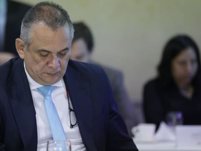 Procuraduría suspende al alcalde de Armenia por contratación sobre COVID-19