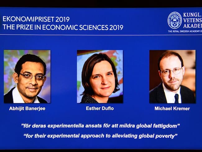Economistas ganan Nobel por trabajos sobre la pobreza