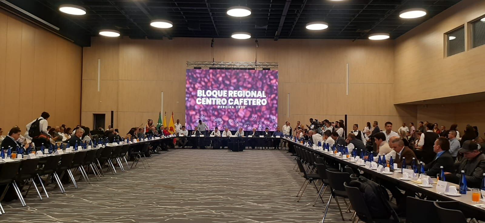 Bloque parlamentario del Eje Cafetero-Caracol Radio Pereira.