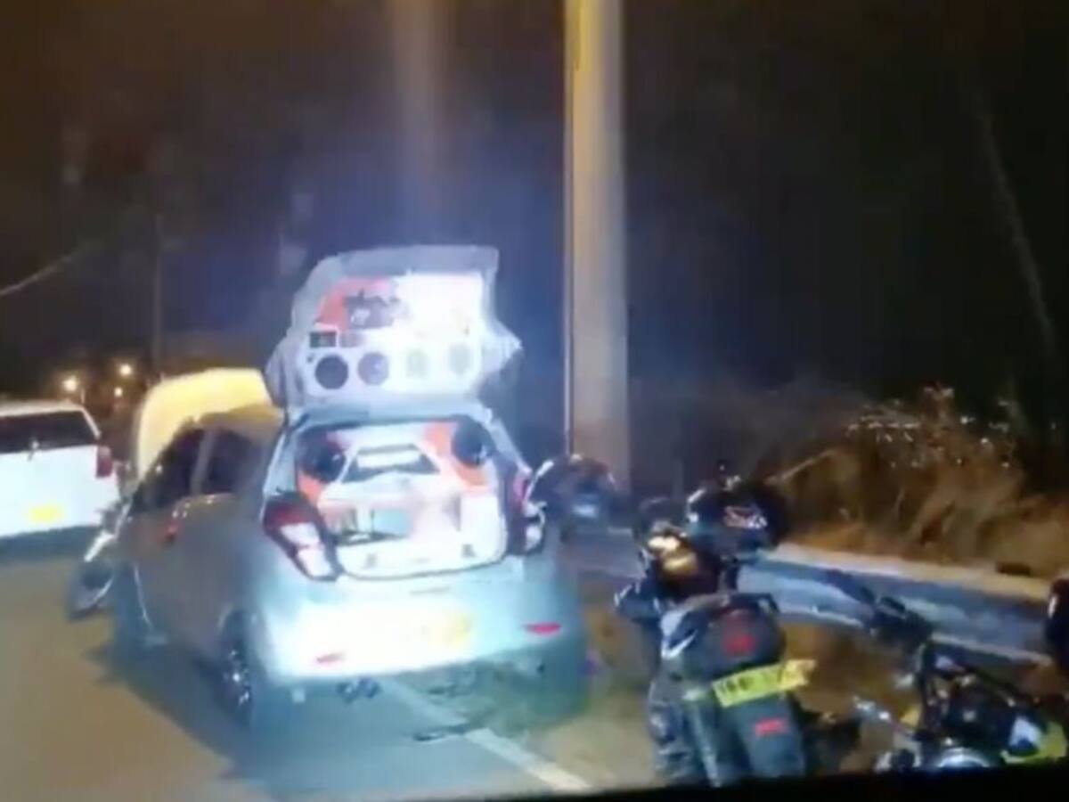 Denuncian trancones, fiestas y piques ilegales en la vía a Cristo Rey